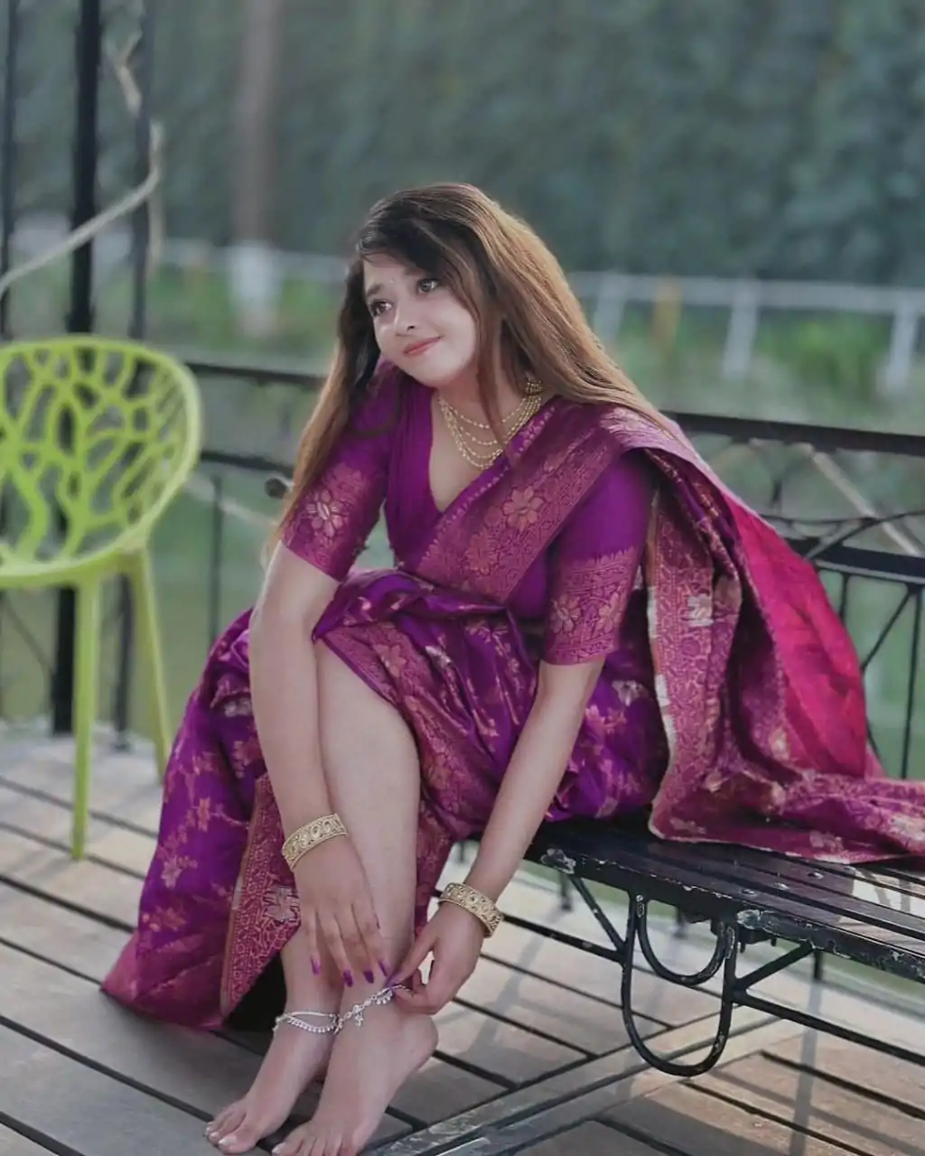 DDF Purple Flower Color Banarasi Soft Silk Ordinary Design Saree Casual, Party Wear, Events, Festivals Etc. Expected Delivery 4-6 Working Days 1499/- Only | Bollywood Sarees, Creative Sarees, Designer Sarees, Embroidered Sarees, Ethnic Saree, Modern Digital sarees, Party Wear Sarees, Sarees