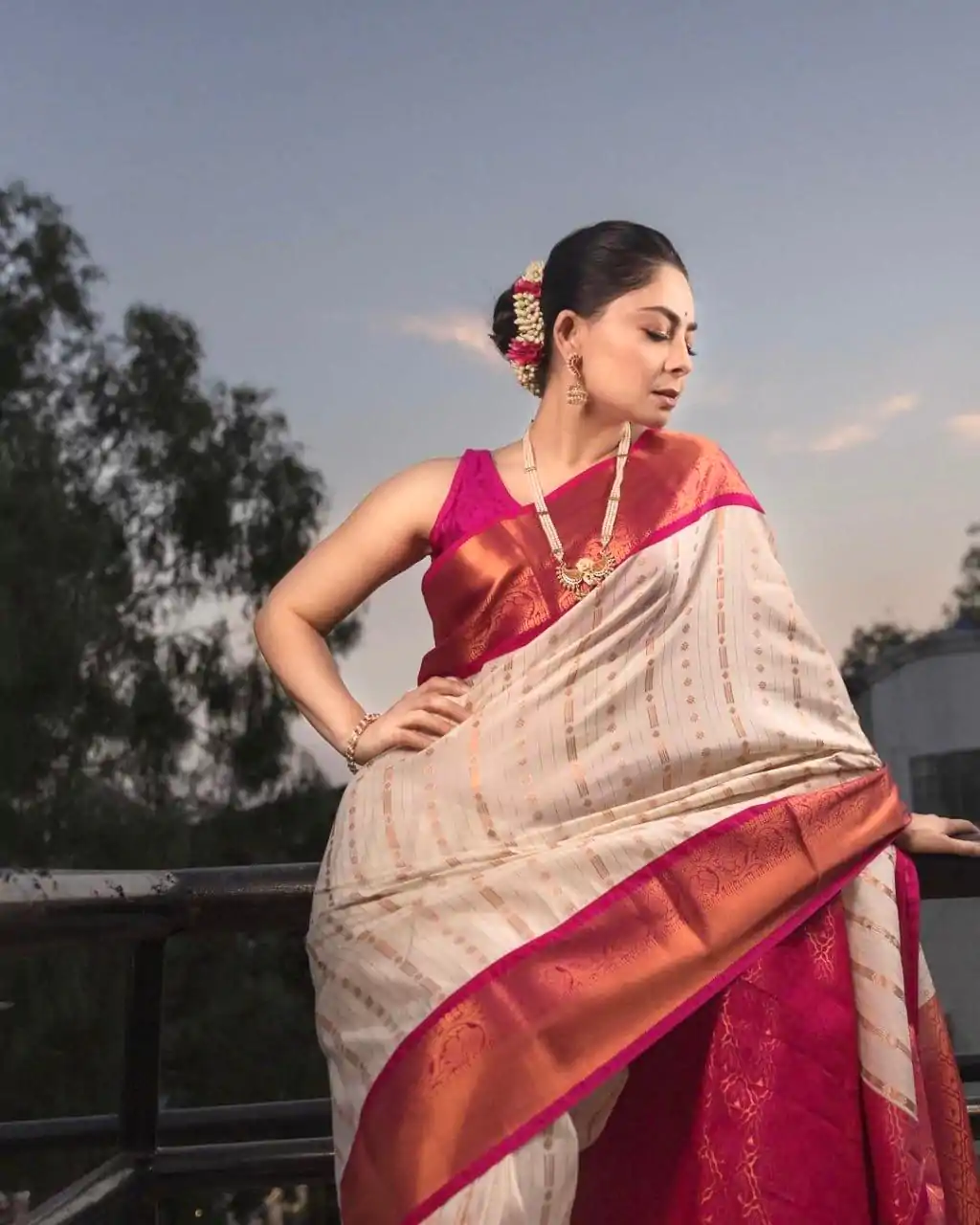 DDF SHRUTI 2 Golden Color Soft Lichi Silk Ordinary Design Rich Pallu Saree Casual, Party Wear, Events, Festivals Expected Delivery 4-6 Working @1499 | Embroidered Sarees, Bollywood Sarees, Creative Sarees, Designer Sarees, Ethnic Saree, Modern Digital sarees, Party Wear Sarees, Sarees