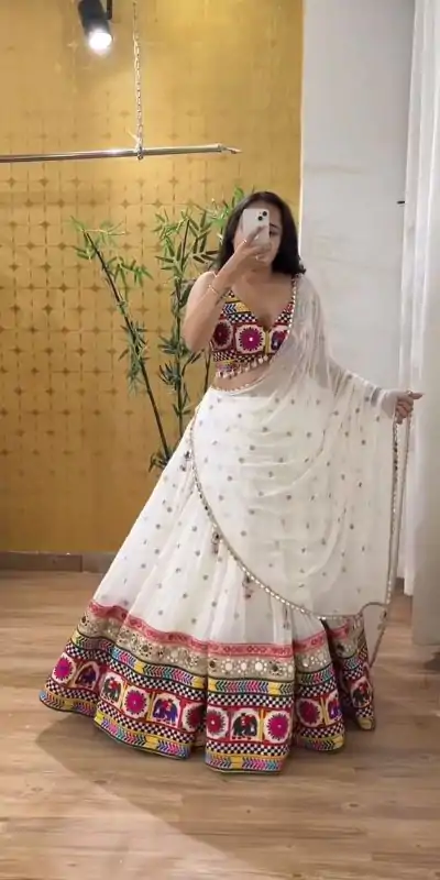 PC N04 White Color Georgette Heavy Gamathi Work Lehenga Choli Casual, Party Wear, Events, Festivals Wear Expected Delivery 4-6 Working Days @2629/- | Creative Lehenga, Bollywood Lehenga, Designer Lehenga, Embroidered Lehenga, Lehenga, Party Wear Lehenga
