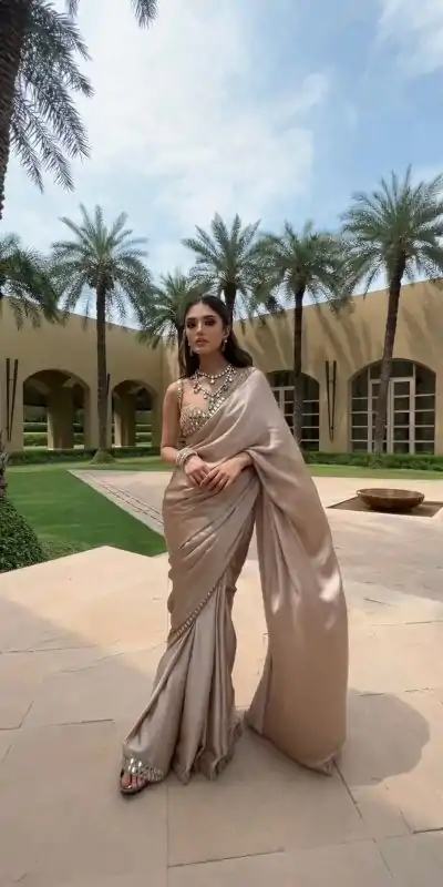 KD 502 Golden Color Japan Satin Silk Thread Real Mirror Saree Casual, Party Wear, Wedding, Events Etc. Expected Delivery 4-6 Working Days @2149/- | Embroidered Sarees, Bollywood Sarees, Creative Sarees, Designer Sarees, Ethnic Saree, Modern Digital sarees, Party Wear Sarees, Sarees