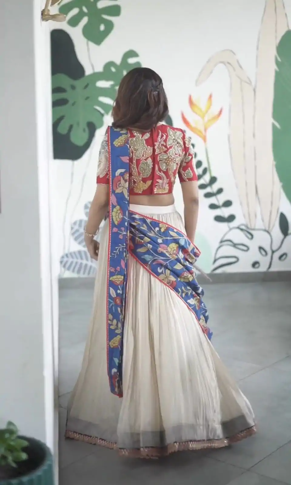 PC 362 White Color Chant Crepe Kalamkari Printed Diamond Lehenga Choli Casual, Party Wear, Events, Festivals Wear Expected Delivery 4-6 Working Days @2079/- | Creative Lehenga, Bollywood Lehenga, Designer Lehenga, Embroidered Lehenga, Lehenga, Party Wear Lehenga
