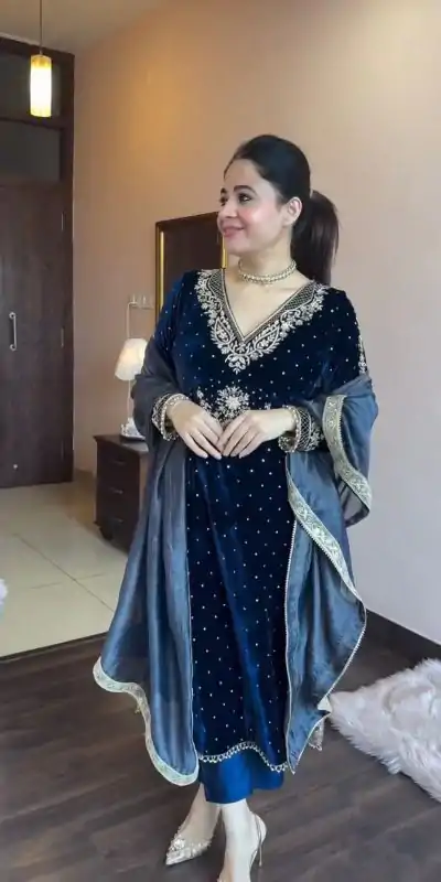 RTC 5771 Navy Blue Viscos Velvet Thread Work Salwar Suit Wedding, Party, Festive, Events Etc 4-6 Working Days @ Rs 2099/- | Casual Suits, Jump Suits, Creative suits, Designer Suits, Palazzo Suits, Party Wear Suits, Patiala Suits, Salwar suit, Straight Suits