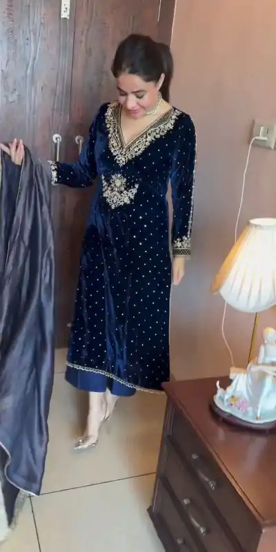 RTC 5771 Navy Blue Viscos Velvet Thread Work Salwar Suit Wedding, Party, Festive, Events Etc 4-6 Working Days @ Rs 2099/- | Casual Suits, Jump Suits, Creative suits, Designer Suits, Palazzo Suits, Party Wear Suits, Patiala Suits, Salwar suit, Straight Suits