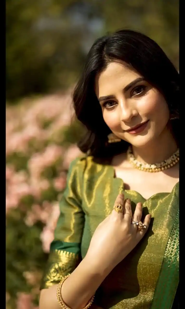 LNB 2001 Mustard Color Peaceful Kanchipuram Zari Weaving Lehenga Choli Wedding, Festive, Events Expected Delivery 4-6 Working Days@2199/- Only | Bollywood Lehenga, Creative Lehenga, Designer Lehenga, Embroidered Lehenga, Lehenga, Party Wear Lehenga