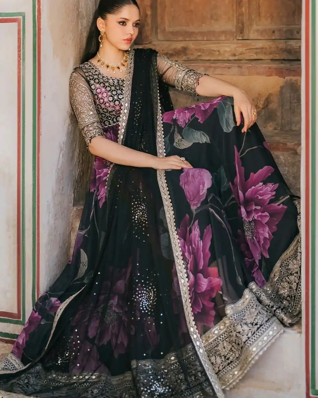 RTC 5772 Deep Purple And Black Color Foux Gorgette with digital print Wedding, Party, Festive, Events Etc.4-6 Working Days @2199/-only  | Bollywood Gowns, Creative Gowns, Designer Gowns, Embroidered Gowns, Gowns, Party Wear Gowns