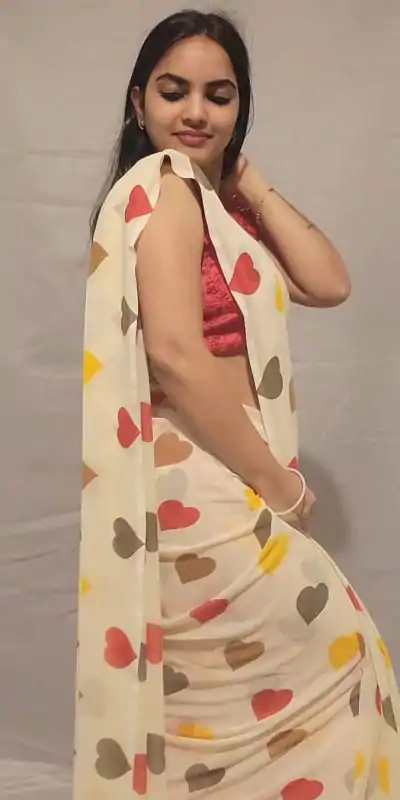 SC 215 Half White Color Soft Georgette Silk Digital Print Heart Design Ready To Wear Saree Wedding, Festive, Events .Expected Delivery 4-6 Working Days@1499                                                                                                                                         | Embroidered Sarees, Bollywood Sarees, Creative Sarees, Designer Sarees, Ethnic Saree, Modern Digital sarees, Party Wear Sarees, Sarees