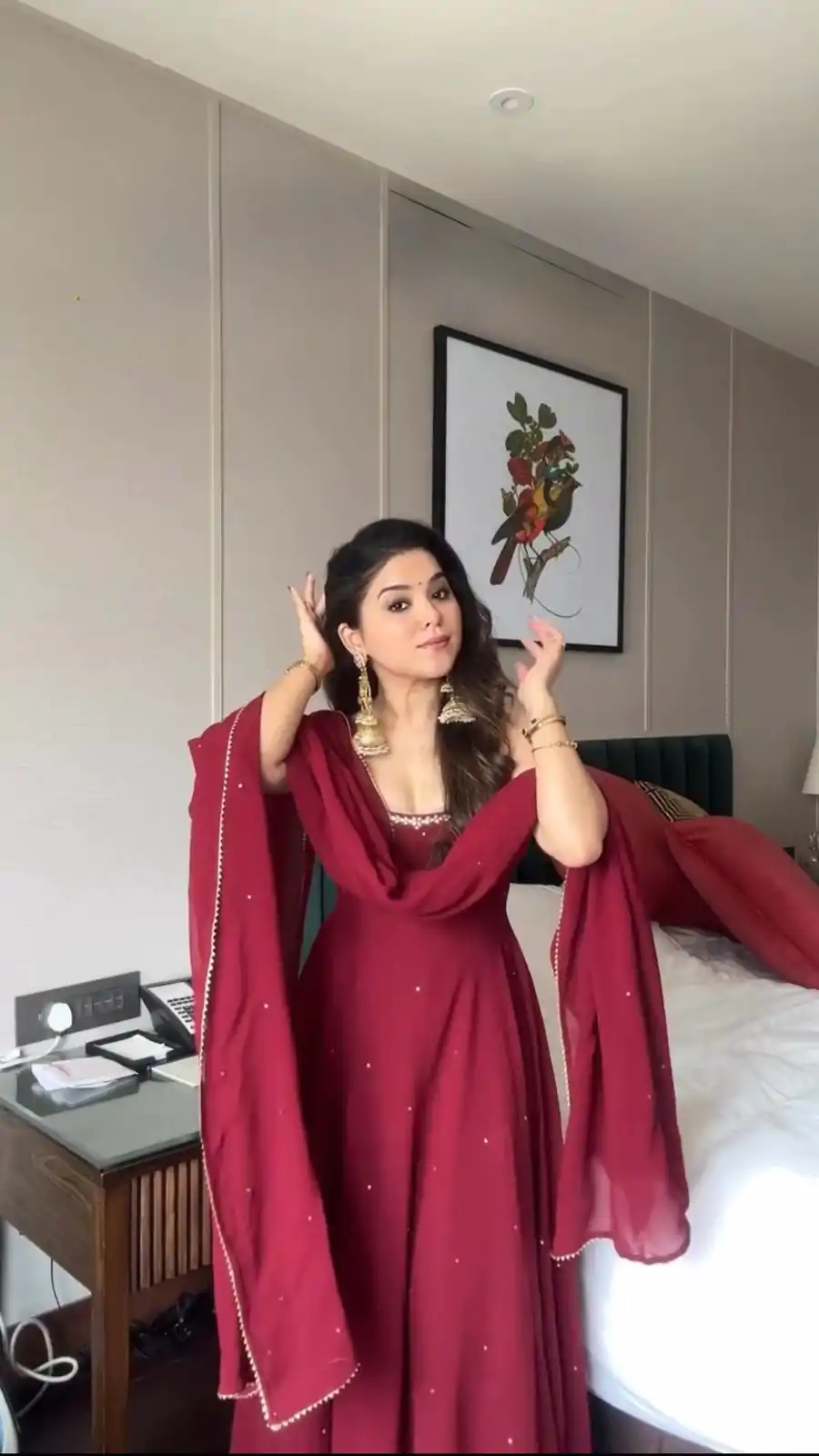 RTC 5839 Maroon Color Foix Georgette Thread With Real Mirror With Diamond Salwar Suit , Wedding, Party, Festive, Events Etc.4-6 Working Days@ 1949/-only | Casual Suits, Jump Suits, Creative suits, Designer Suits, Palazzo Suits, Party Wear Suits, Patiala Suits, Salwar suit, Straight Suits