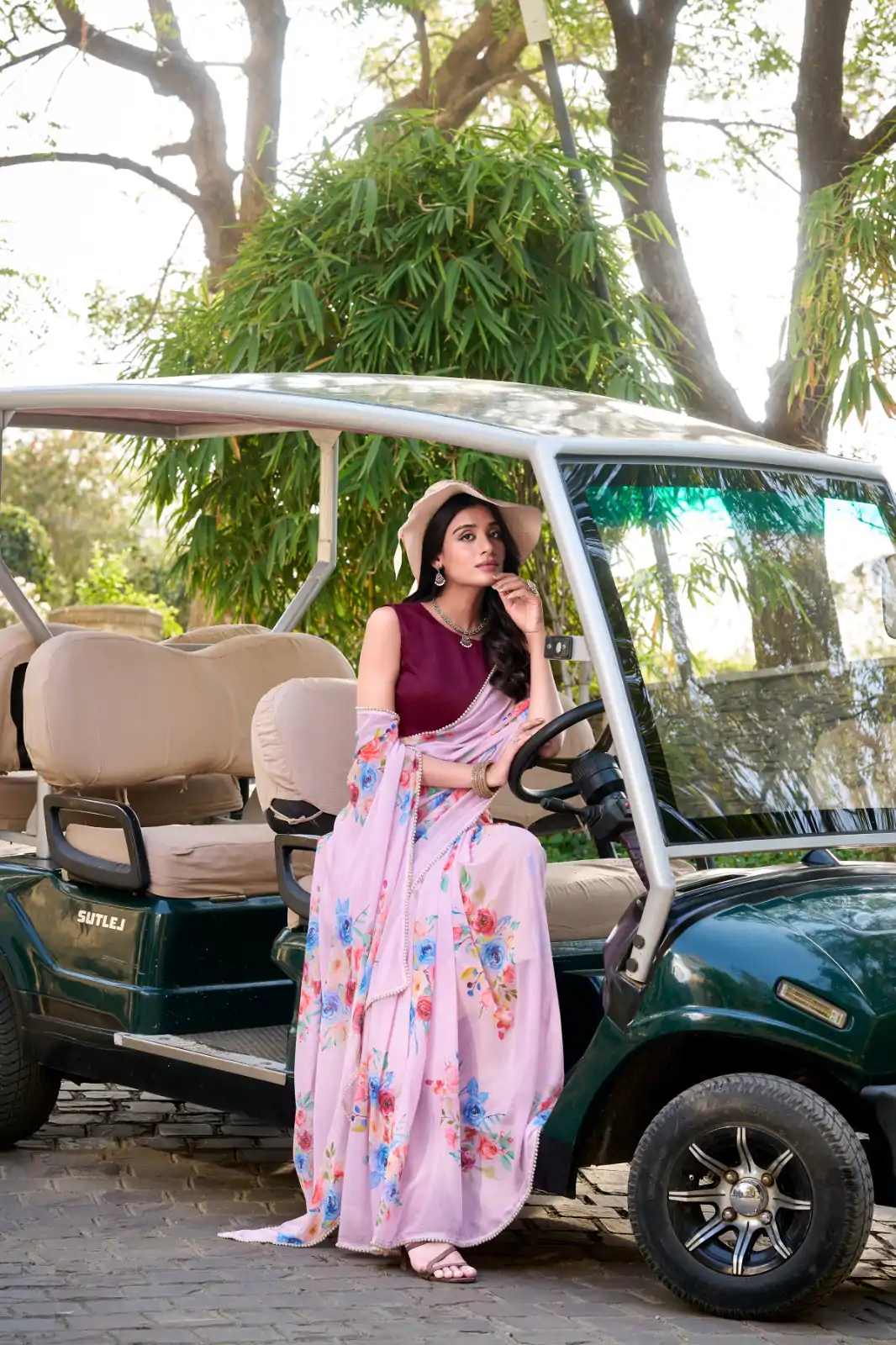 YNF 7041 Light Pink Color Weightless Marble Floral Printed Saree Casual, Wedding, Festive, Events . Expected Delivery  4-6 Working Days @1549/- only                                                                                                                                           | Embroidered Sarees, Bollywood Sarees, Creative Sarees, Designer Sarees, Ethnic Saree, Modern Digital sarees, Party Wear Sarees, Sarees