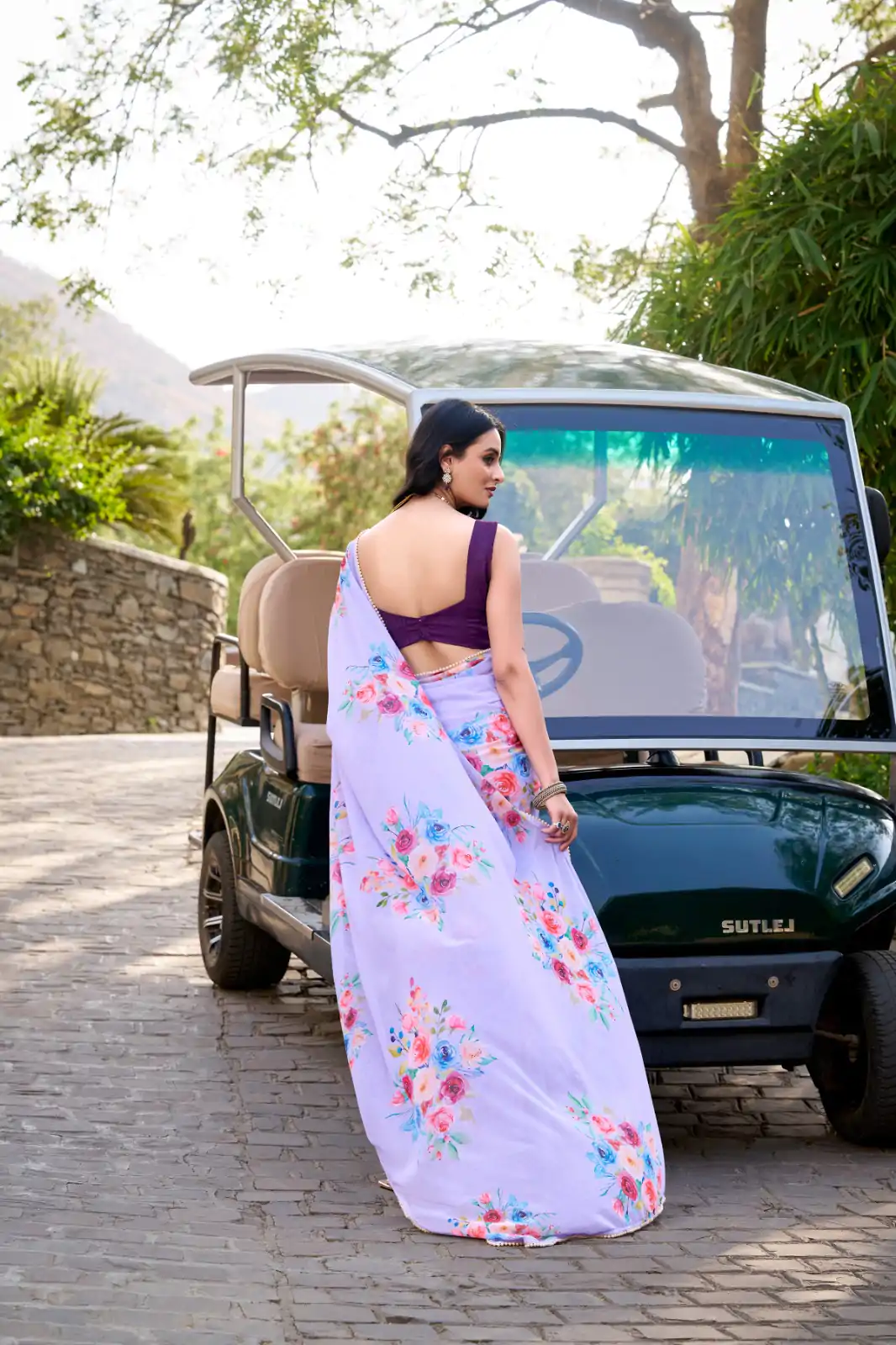 YNF 7041 Light Purple Color Weightless Marble Floral Printed Saree Casual, Wedding, Festive, Events . Expected Delivery  4-6 Working Days @1549/- only                                                                                                                                           | Embroidered Sarees, Bollywood Sarees, Creative Sarees, Designer Sarees, Ethnic Saree, Modern Digital sarees, Party Wear Sarees, Sarees