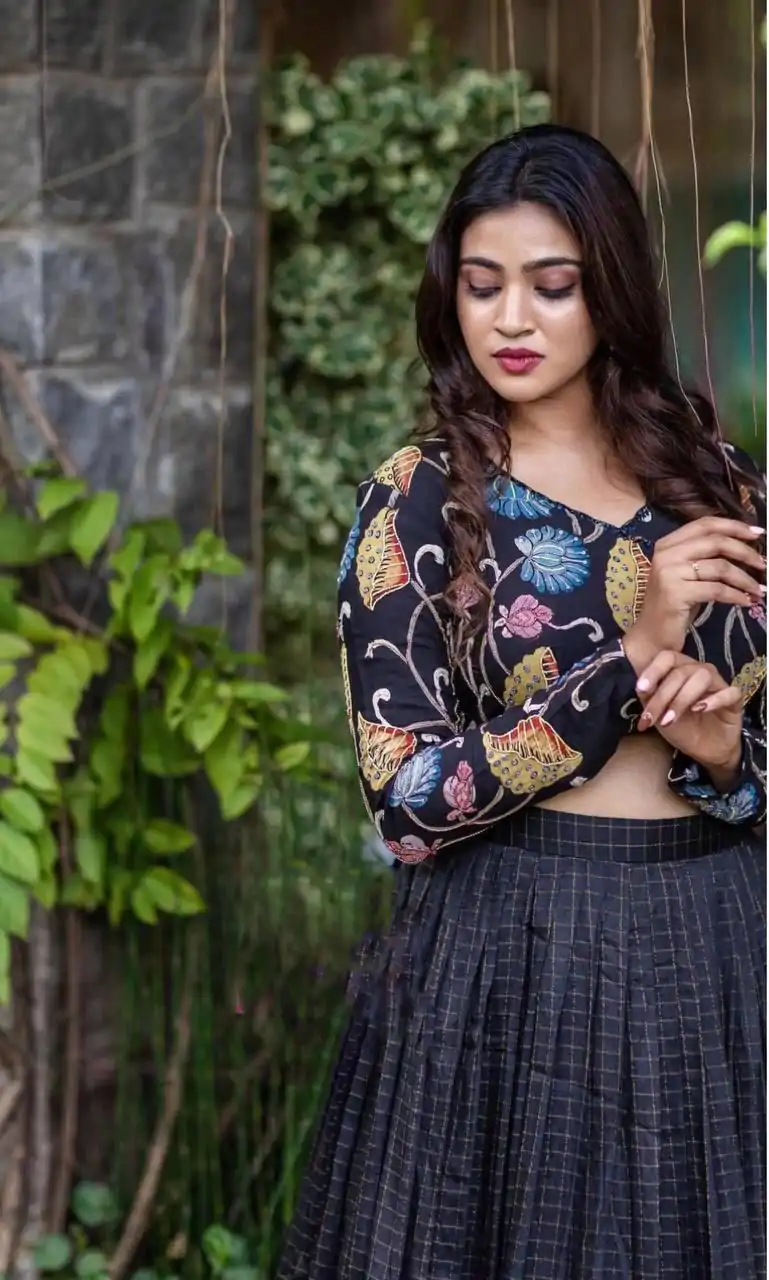 PC 306 Black Color Chant Crepe Digital Print Lehenga Choli Casual, Wedding, Party, Festive, Events Etc.4-6 Working Days@ 2079/-only | Creative Lehenga, Bollywood Lehenga, Designer Lehenga, Embroidered Lehenga, Lehenga, Party Wear Lehenga