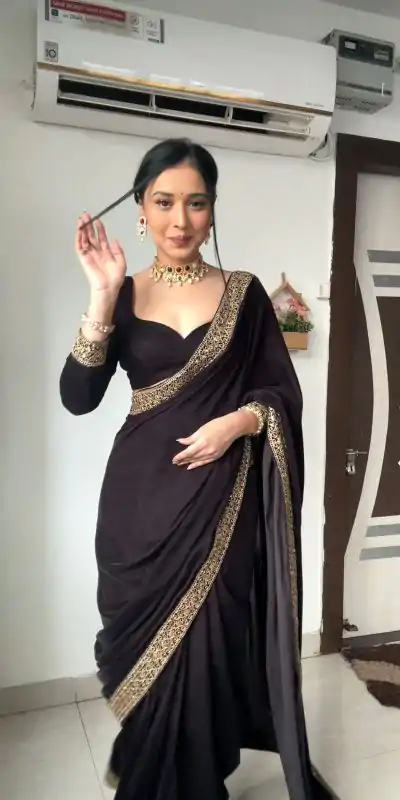 SC 233 Black Velvet Color Pure 9000 Velvet With Embroidery Lace Border Saree Casual, Wedding, Festive, Events . Expected Delivery  4-6 Working Days @1999/- | Embroidered Sarees, Bollywood Sarees, Creative Sarees, Designer Sarees, Ethnic Saree, Modern Digital sarees, Party Wear Sarees, Sarees