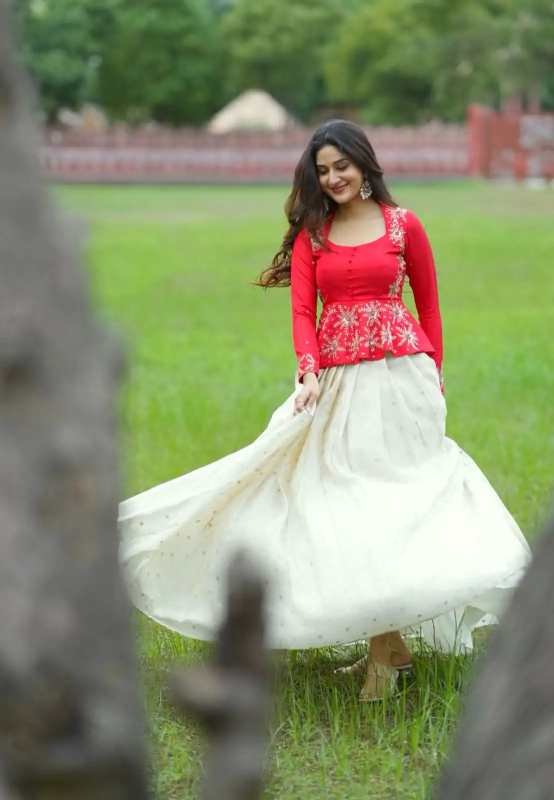 PC 496 White Red Color Chinon Thread Sequence Lehenga Choli Casual, Wedding, Festive, Events . Expected Delivery  4-6 Working Days @2049/- only                                                                                                                                             | Creative Lehenga, Bollywood Lehenga, Designer Lehenga, Embroidered Lehenga, Lehenga, Party Wear Lehenga