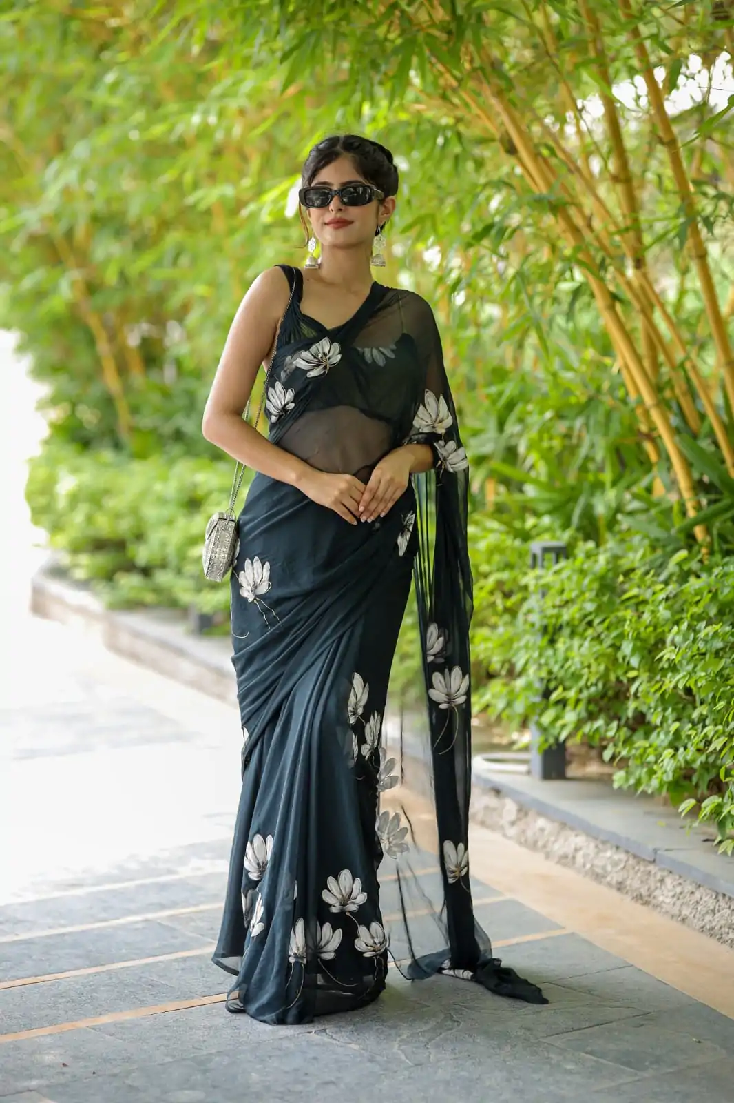 SC 411 Black Color Soft Georgette Silk All Over Saree Casual, Wedding, Festive, Events . Expected Delivery  4-6 Working Days @1599/- only                                                                                                                                           | Embroidered Sarees, Bollywood Sarees, Creative Sarees, Designer Sarees, Ethnic Saree, Modern Digital sarees, Party Wear Sarees, Sarees