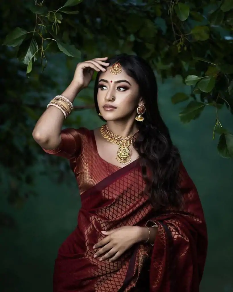 KP 5016 Maroon Color Soft Litchi Silk jacquard Work On All Over Saree Casual, Wedding, Festive, Events . Expected Delivery  4-6 Working Days @1399/- only                                                                                                                                             | Embroidered Sarees, Bollywood Sarees, Creative Sarees, Designer Sarees, Ethnic Saree, Modern Digital sarees, Party Wear Sarees, Sarees