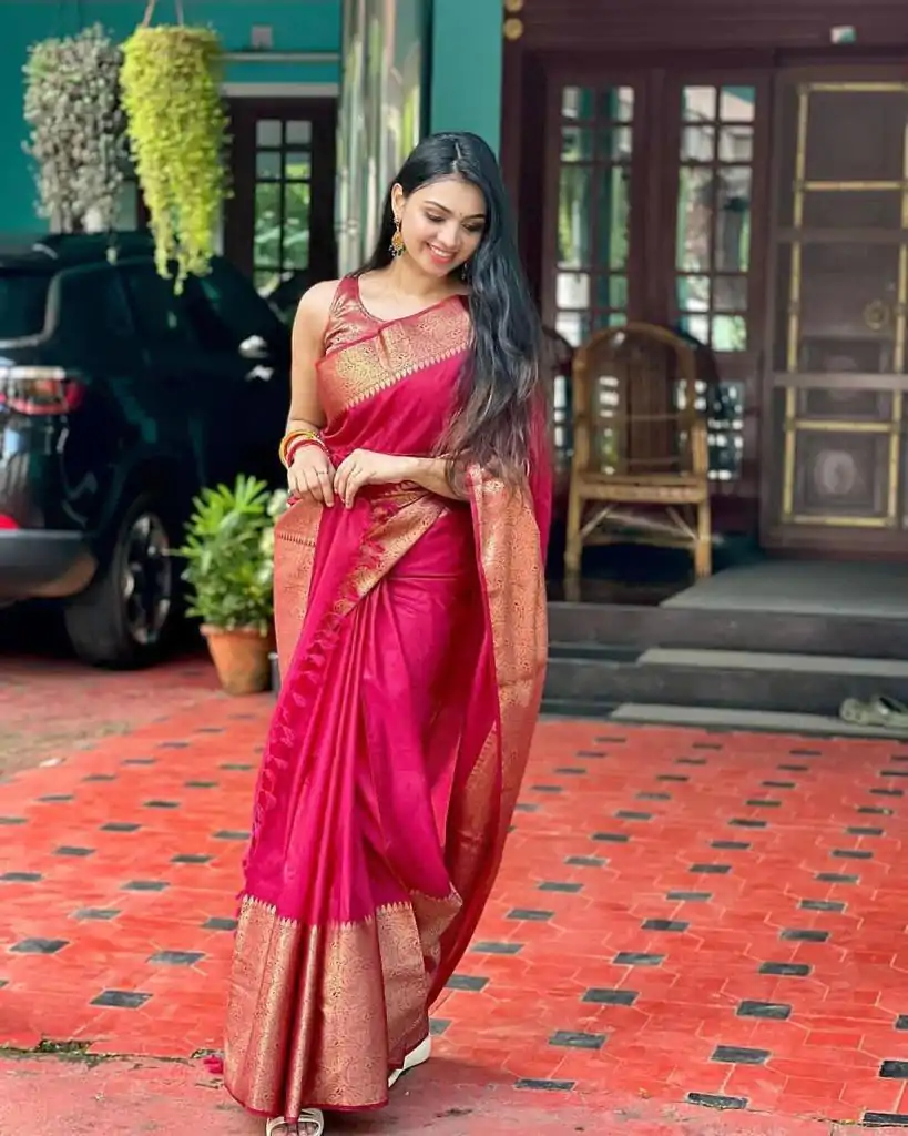 KP 3042 Red Color Soft Litchi Silk Jacquard Work Saree Casual, Wedding, Festive, Events . Expected Delivery  4-6 Working Days @1349/- only                                                                                                                                           | Embroidered Sarees, Bollywood Sarees, Creative Sarees, Designer Sarees, Ethnic Saree, Modern Digital sarees, Party Wear Sarees, Sarees