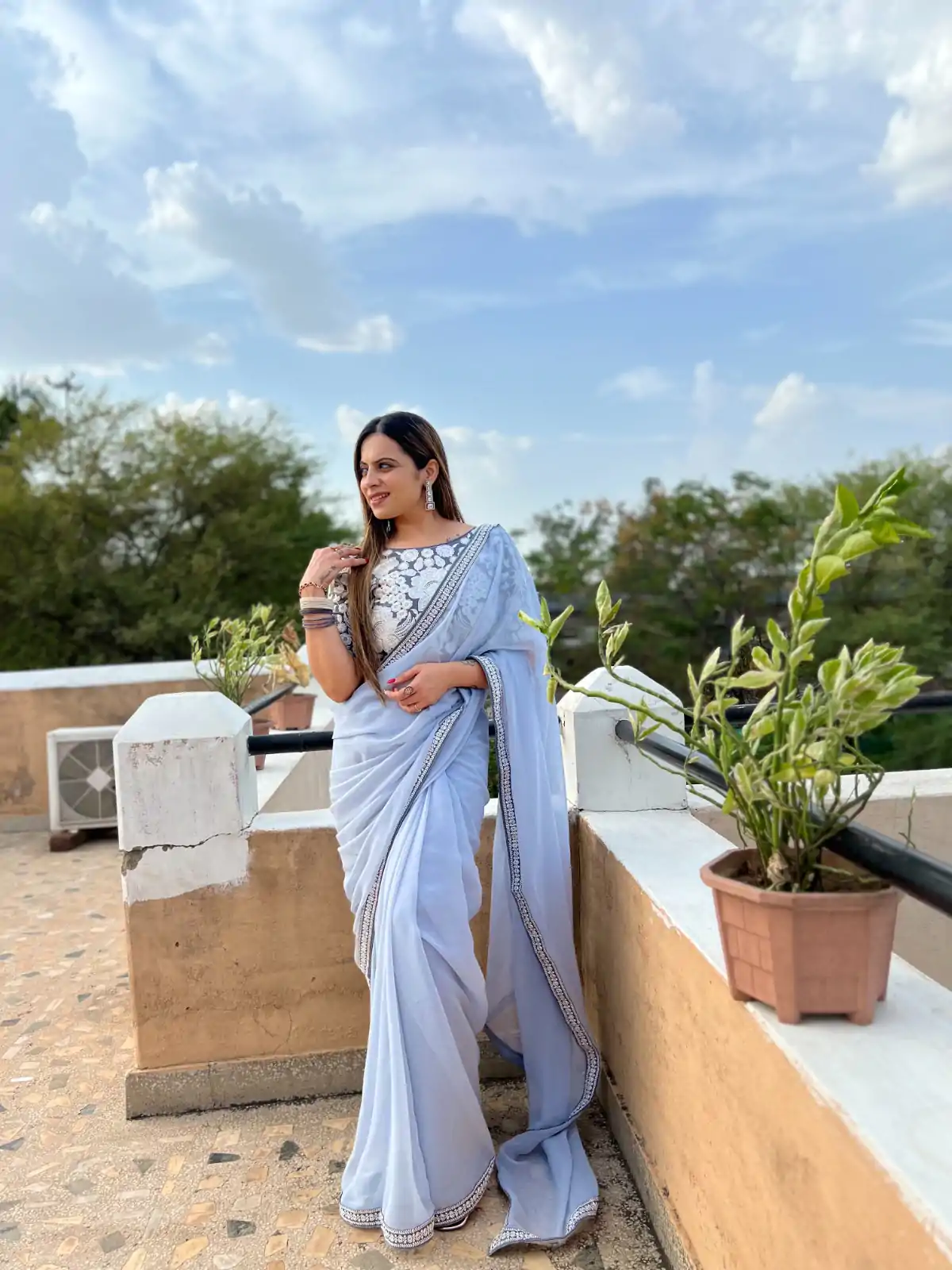 JR 572 Light Purple Color Georgette Embroidery Work Lace Saree Casual, Wedding, Festive, Events . Expected Delivery  4-6 Working Days @1549/- only                                                                                                                                             | Embroidered Sarees, Bollywood Sarees, Creative Sarees, Designer Sarees, Ethnic Saree, Modern Digital sarees, Party Wear Sarees, Sarees