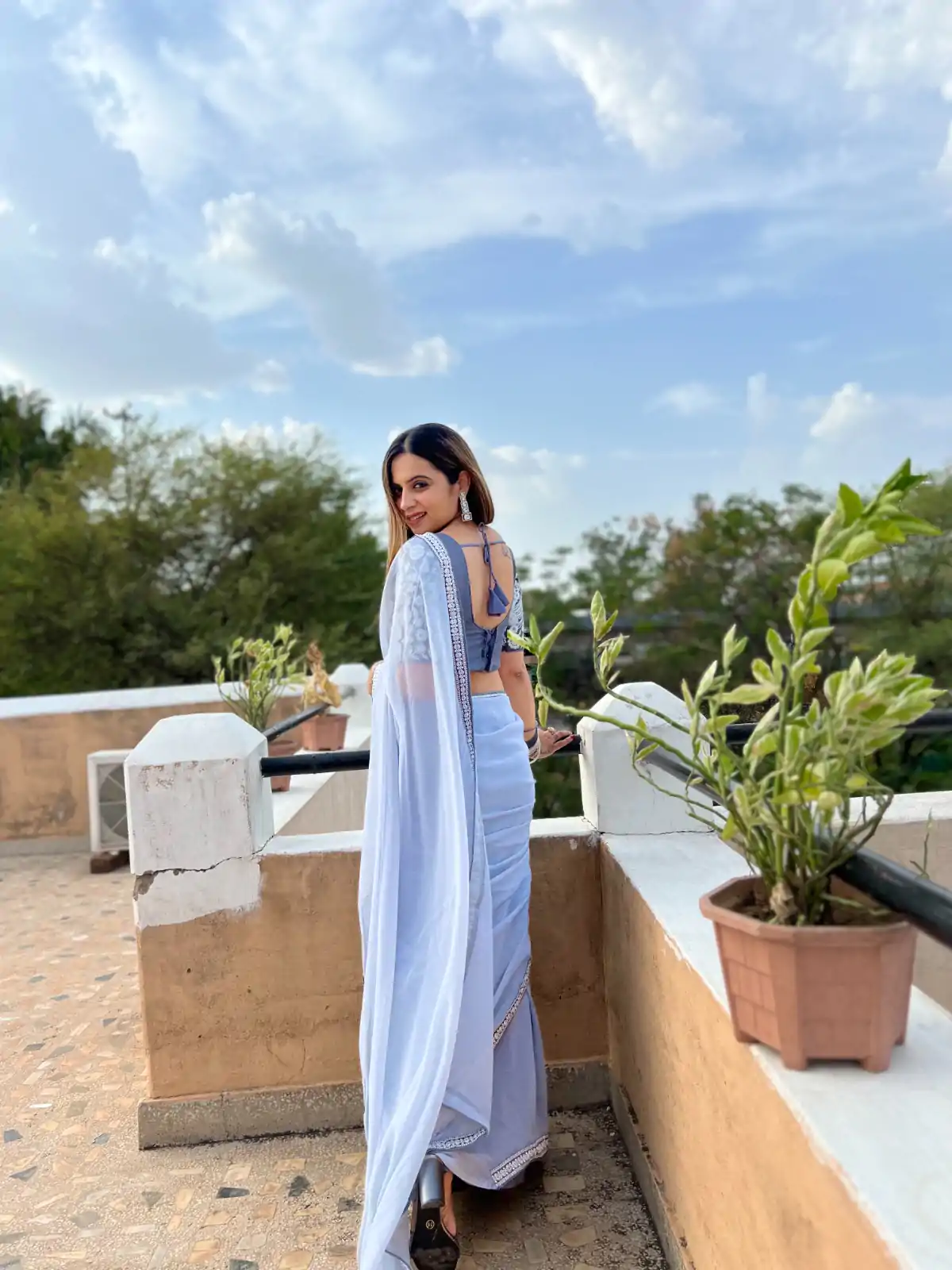 JR 572 Light Purple Color Georgette Embroidery Work Lace Saree Casual, Wedding, Festive, Events . Expected Delivery  4-6 Working Days @1549/- only                                                                                                                                             | Embroidered Sarees, Bollywood Sarees, Creative Sarees, Designer Sarees, Ethnic Saree, Modern Digital sarees, Party Wear Sarees, Sarees