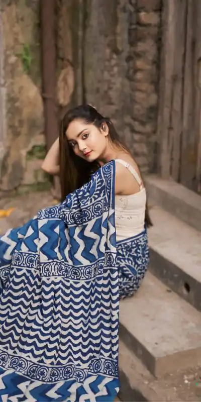 SC 404 Blue Color Soft Linen Silk Digital Print Saree Casual, Wedding, Festive, Events . Expected Delivery  4-6 Working Days @1599/- only                                                                                                                                           | Embroidered Sarees, Bollywood Sarees, Creative Sarees, Designer Sarees, Ethnic Saree, Modern Digital sarees, Party Wear Sarees, Sarees