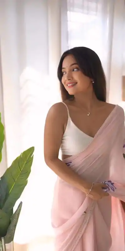 SC 408 Pink Color Pure Soft Georgette Silk Pari Work Saree Casual, Wedding, Festive, Events . Expected Delivery  4-6 Working Days @1599/- only                                                                                                                                           | Embroidered Sarees, Bollywood Sarees, Creative Sarees, Designer Sarees, Ethnic Saree, Modern Digital sarees, Party Wear Sarees, Sarees