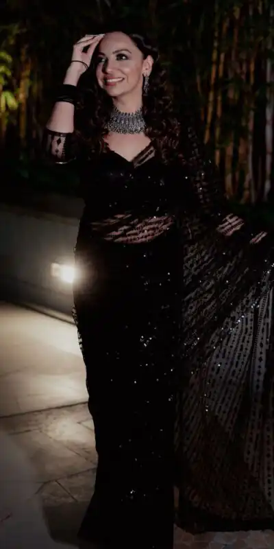 DF 3332 Black Color Butterfly Net 5mm Sequence Embroiderer Work Saree Casual, Wedding, Festive, Events . Expected Delivery  4-6 Working Days @1699/- only                                                                                | Embroidered Sarees, Bollywood Sarees, Creative Sarees, Designer Sarees, Ethnic Saree, Modern Digital sarees, Party Wear Sarees, Sarees