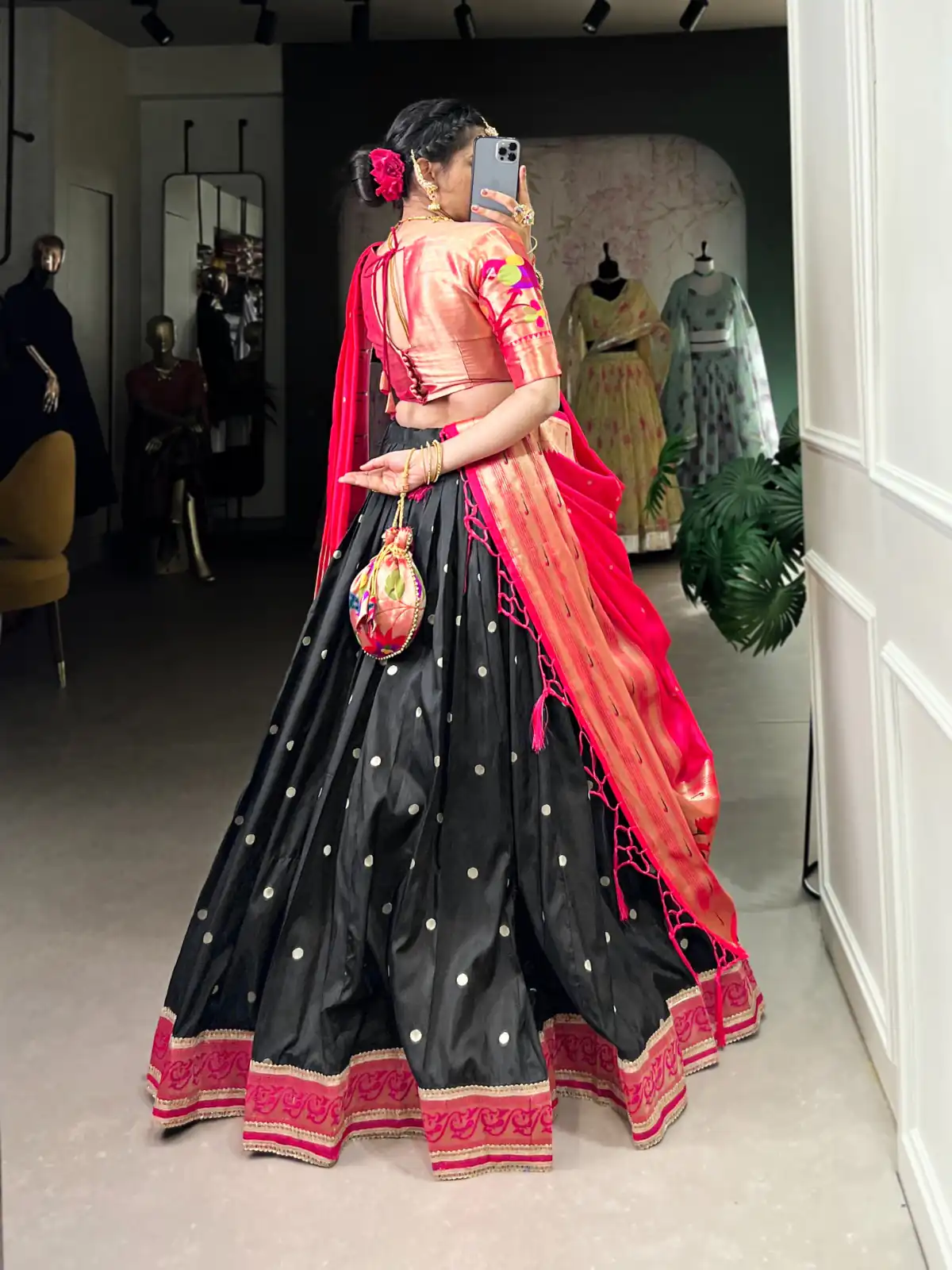 LNB 2006 Black Color Jacquard Silk Weaving Zari Work Lace Touch Up Lehenga Choli Wedding, Party, Festive, Events Etc. Delivery 4-6 Working Days Rs 3499 | Creative Lehenga, Bollywood Lehenga, Designer Lehenga, Embroidered Lehenga, Lehenga, Party Wear Lehenga