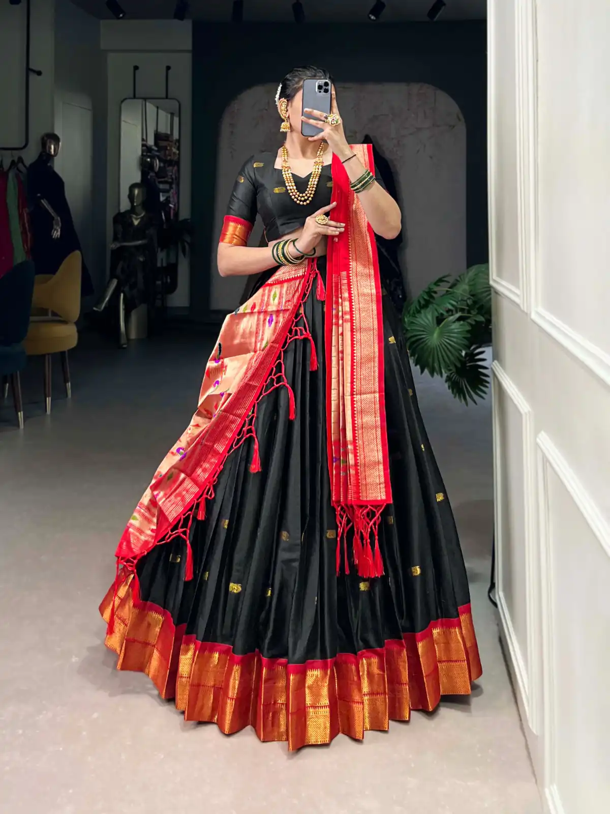 LNB 2017 Black Color Jacquard Silk Zari Weaving Work Lehenga Choli Wedding, Party, Festive, Events Etc. Delivery 4-6 Working Days Rs 2849 | Creative Lehenga, Bollywood Lehenga, Designer Lehenga, Embroidered Lehenga, Lehenga, Party Wear Lehenga