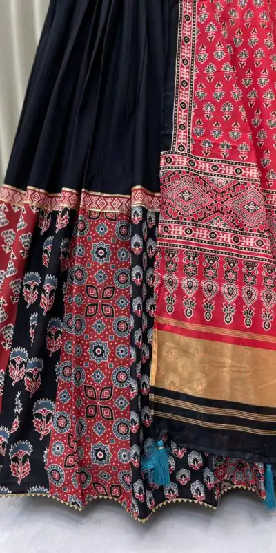 BE 389 Black Color Polyester Rayon With Print Lehenga Choli Wedding, Party, Festive, Events Etc. Delivery 4-6 Working Days Rs 1999 | Creative Lehenga, Bollywood Lehenga, Designer Lehenga, Embroidered Lehenga, Lehenga, Party Wear Lehenga