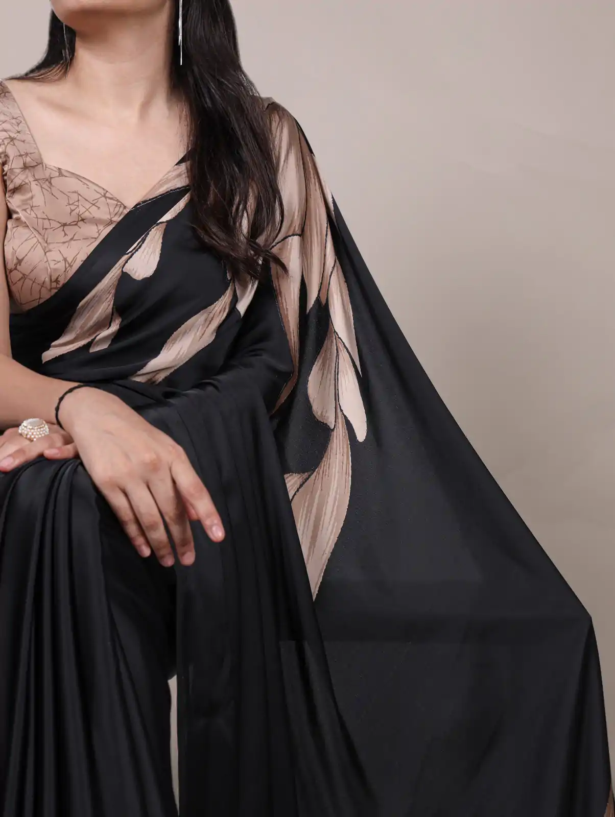 YNF 7054 Black Color Satin Silk Floral Printed Saree Casual, Wedding, Festive, Events . Expected Delivery  4-6 Working Days @1549/- only                                                                                | Embroidered Sarees, Bollywood Sarees, Creative Sarees, Designer Sarees, Ethnic Saree, Modern Digital sarees, Party Wear Sarees, Sarees