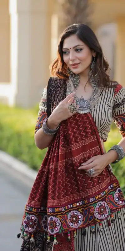 LG 641 Off White Color Printed Rayon Real Mirror Work Lehenga Choli Wedding, Party, Festive, Events Etc. Delivery 4-6 Working Days Rs 1999 | Creative Lehenga, Bollywood Lehenga, Designer Lehenga, Embroidered Lehenga, Lehenga, Party Wear Lehenga