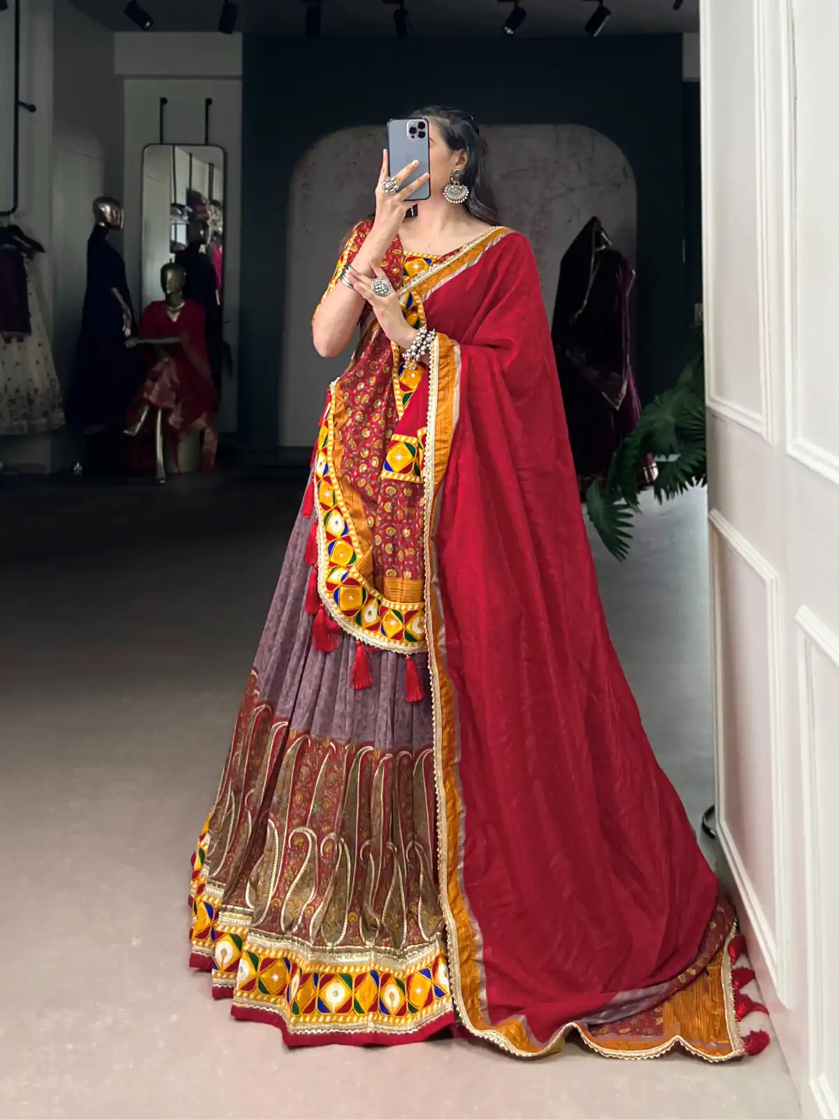 LNB 1745 Onion Color Tasar Silk Kashmiri Foil Print Gamthi Work Sequins Lehenga Choli Wedding, Party, Festive, Events Etc. Delivery 4-6 Working Days Rs 2999 | Creative Lehenga, Bollywood Lehenga, Designer Lehenga, Embroidered Lehenga, Lehenga, Party Wear Lehenga