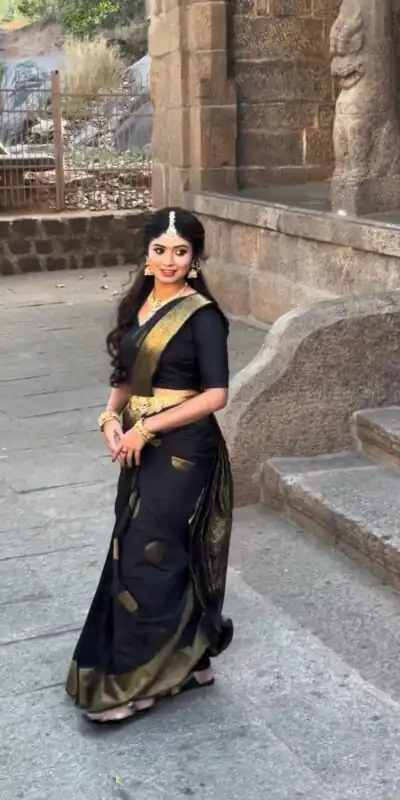 KP 5095 Butti Black Color Jacquard With Designer Work All Over Saree . Exclusive Offer ₹1344. Delivery 4-6 Working Days. Shop now. | Embroidered Sarees, Bollywood Sarees, Creative Sarees, Designer Sarees, Ethnic Saree, Modern Digital sarees, Party Wear Sarees, Sarees