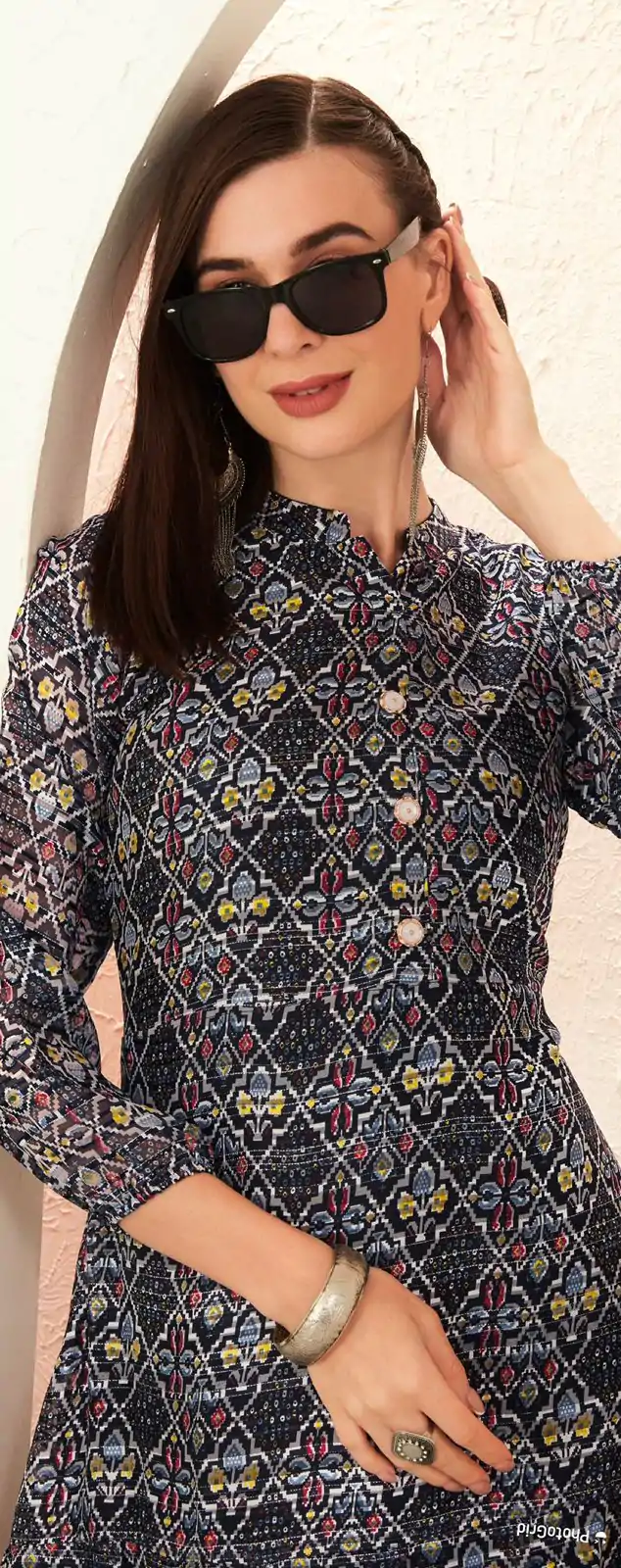 INLI BLOSSOM 2.0 Black Georgette print Gown Perfect for Wedding, Party, Ganesh Chaturthi, Bridal Wear, Durga Puja – . Get it for ₹1499. Delivery 4-6 Days | Bollywood Gowns, Creative Gowns, Designer Gowns, Embroidered Gowns, Gowns, Party Wear Gowns