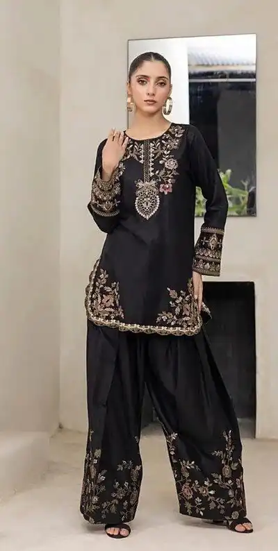 DC 107 Black Havy Natural Crep Salwar Suit Perfect for Wedding, Party, Cultural Events, Family Gatherings, Ethnic Day – . Affordable Price ₹1849. Deli | Casual Suits, Jump Suits, Creative suits, Designer Suits, Palazzo Suits, Party Wear Suits, Patiala Suits, Salwar suit, Straight Suits
