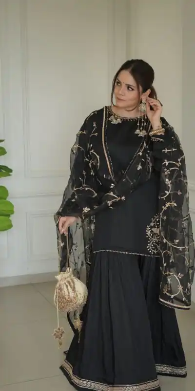 ZSR 3142 Black Pure Natural Crep With Embroidery Sequence Work Salwaar Suit Perfect for Wedding, Party, Bridal Wear, Pongal, Onam Best Price ₹1999 | Casual Suits, Jump Suits, Tops & Bottoms, Track Suits, Trendy Wear, Creative suits, Designer Suits, Palazzo Suits, Party Wear Suits, Patiala Suits, Salwar suit, Straight Suits