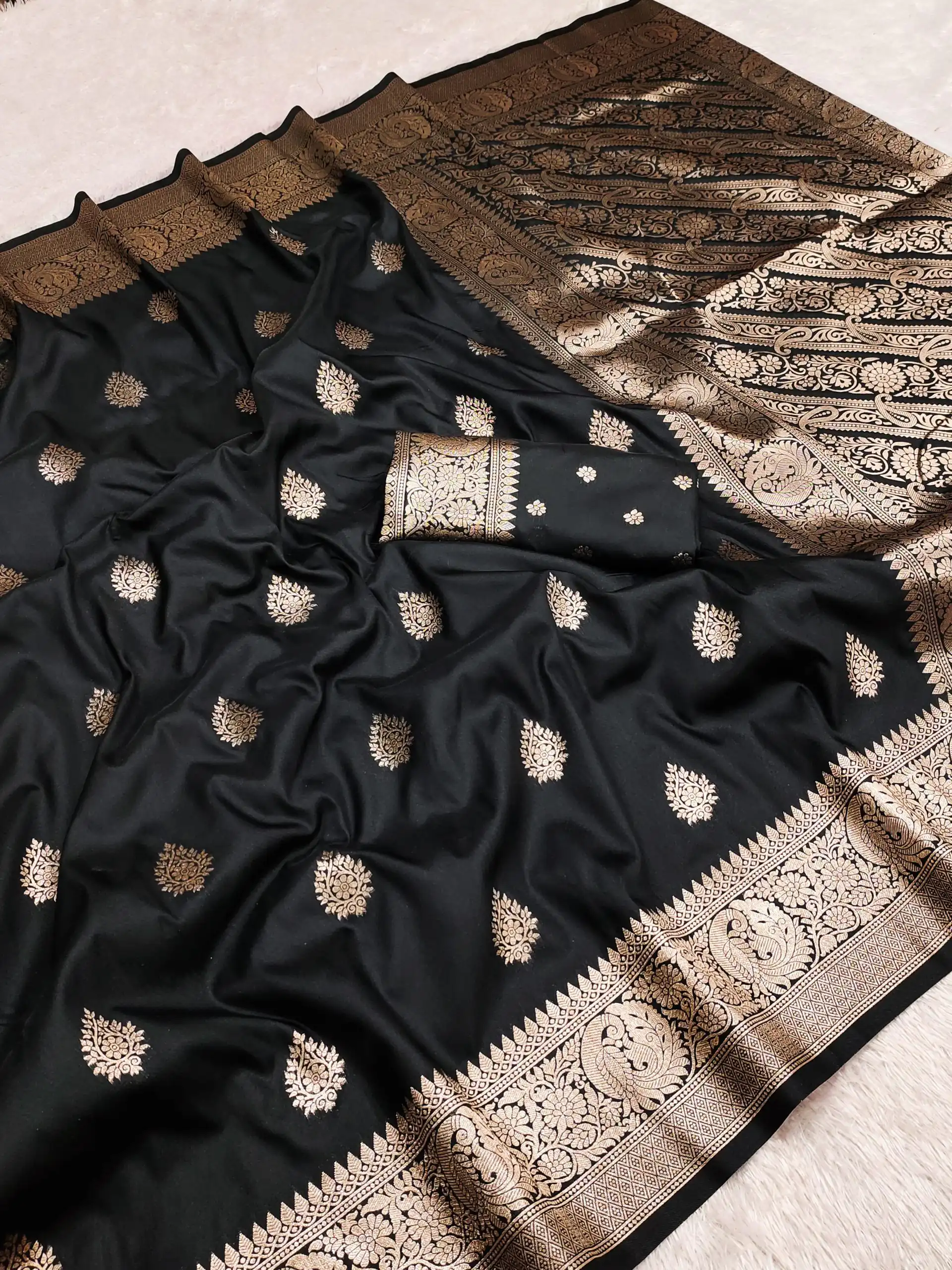 MB 3284 Black Soft Banarasi Cotton Silk Saree Perfect for Wedding, Party, Eid, Traditional Day, Haldi –. Get it for ₹1899. Delivery 4-6 Working Days. | Creative Sarees, Embroidered Sarees, Bollywood Sarees, Designer Sarees, Ethnic Saree, Modern Digital sarees, Party Wear Sarees, Sarees