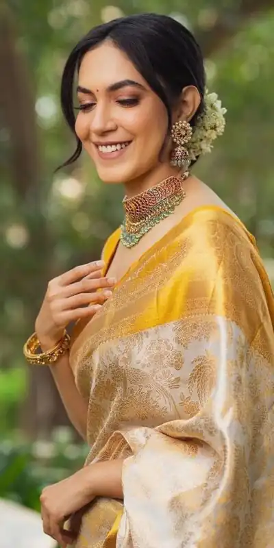 KP 5068 Golden Color Soft Lichi Silk Cloth Beautiful Rich Pallu Saree Casual, Party, Wedding, Festive, Events Etc.  Expected Delivery  4-6 Working Days @1449/ | Embroidered Sarees, Bollywood Sarees, Creative Sarees, Designer Sarees, Ethnic Saree, Modern Digital sarees, Party Wear Sarees, Sarees