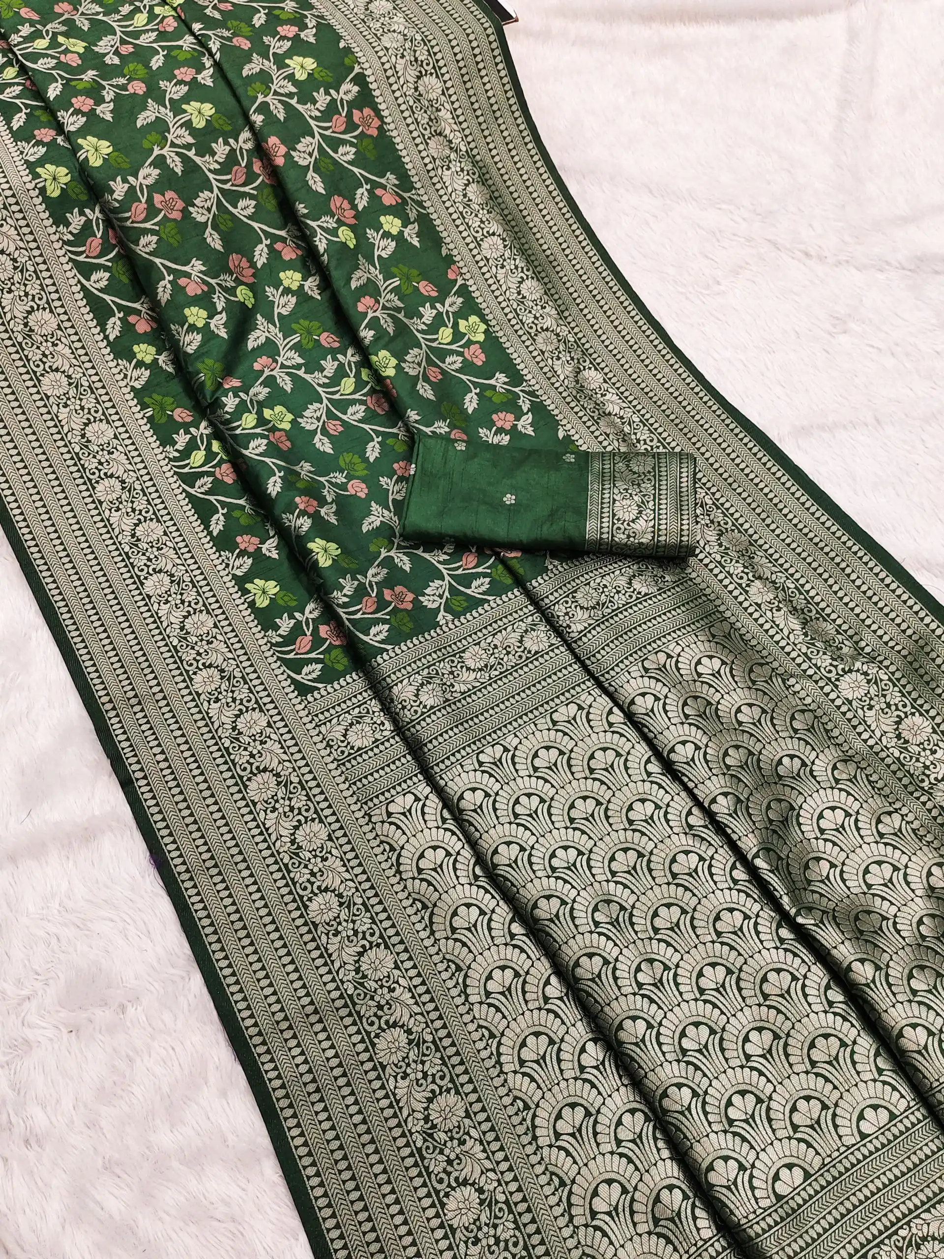 MB 96 Green Color Khaddi Pashmina with Zari Work & Lace Work Saree . Now at just ₹1999. Delivery 4-6 Working Days. Shop now. | Creative Sarees, Embroidered Sarees, Bollywood Sarees, Designer Sarees, Ethnic Saree, Modern Digital sarees, Party Wear Sarees, Sarees