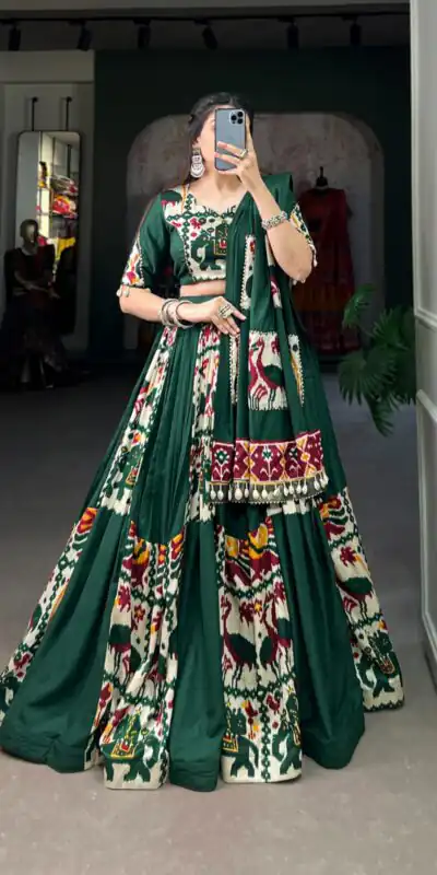 LNB 1611 Green Color Rayon With Printed Silk Plain With Printed Lehenga Choli Wedding, Party, Festive, Events Etc. Delivery 4-6 Working Days Rs 3099 | Creative Lehenga, Bollywood Lehenga, Designer Lehenga, Embroidered Lehenga, Lehenga, Party Wear Lehenga