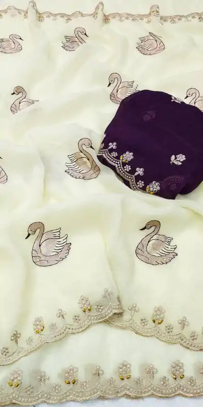 BT 1284 Off White Crunchy Chiffon Saree Perfect for Wedding, Party, Ethnic Day, Ganesh Chaturthi, Sangeet . Best Price ₹1799. Delivery 4-6 Working Days | Embroidered Sarees, Bollywood Sarees, Creative Sarees, Designer Sarees, Ethnic Saree, Modern Digital sarees, Party Wear Sarees, Sarees