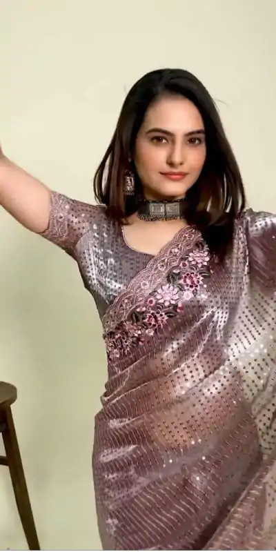 BT Sarangi Onion Premium Jimmy cho Silk Saree with Embroidery Work & Zari Work. Exclusive Offer ₹2899. Delivery 4-6 Working Days. Shop now. | Embroidered Sarees, Bollywood Sarees, Creative Sarees, Designer Sarees, Ethnic Saree, Modern Digital sarees, Party Wear Sarees, Sarees