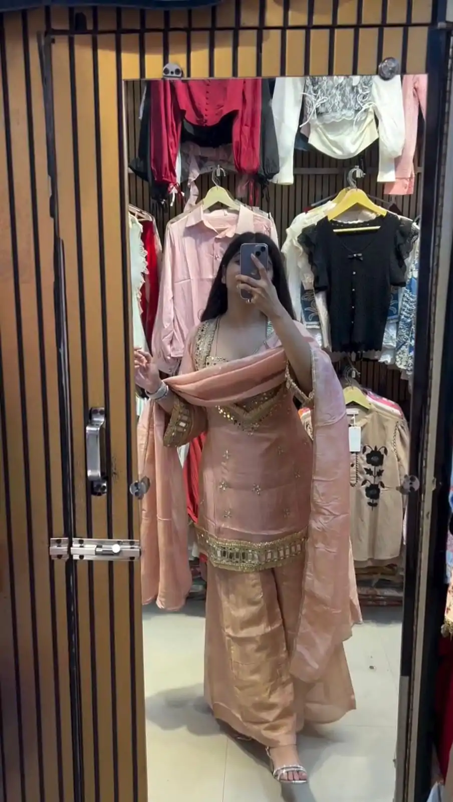 LG 2015 Peach Cosmos Salwar Suit Perfect for Wedding, Party, Karwa Chauth, Eid, Holi – . Exclusive Offer ₹2099. Delivery 4-6 Working Days. Shop now. | Casual Suits, Jump Suits, Creative suits, Designer Suits, Palazzo Suits, Party Wear Suits, Patiala Suits, Salwar suit, Straight Suits