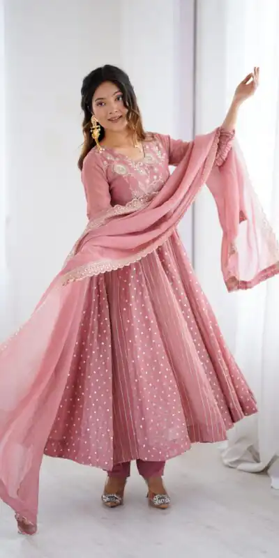 SRK 5293 Peach With Crunchy Silk With Fully Flair with Lace Work & Embroidery Work Anarkali Gown . Introductory Price ₹2149. Delivery 4-6 Worki | Bollywood Gowns, Creative Gowns, Designer Gowns, Embroidered Gowns, Gowns, Party Wear Gowns