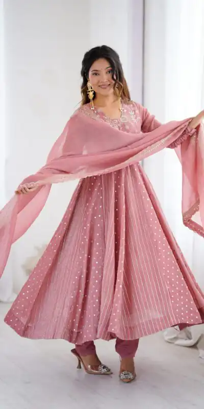 SRK 5293 Peach With Crunchy Silk With Fully Flair with Lace Work & Embroidery Work Anarkali Gown . Introductory Price ₹2149. Delivery 4-6 Worki | Bollywood Gowns, Creative Gowns, Designer Gowns, Embroidered Gowns, Gowns, Party Wear Gowns