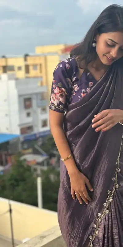 AC Gold Crush Purple Gold Crush with Lace Border & Lace Work Saree . Festive Deal ₹2599. Delivery 4-6 Working Days. Shop now. | Creative Sarees, Embroidered Sarees, Bollywood Sarees, Designer Sarees, Ethnic Saree, Modern Digital sarees, Party Wear Sarees, Sarees