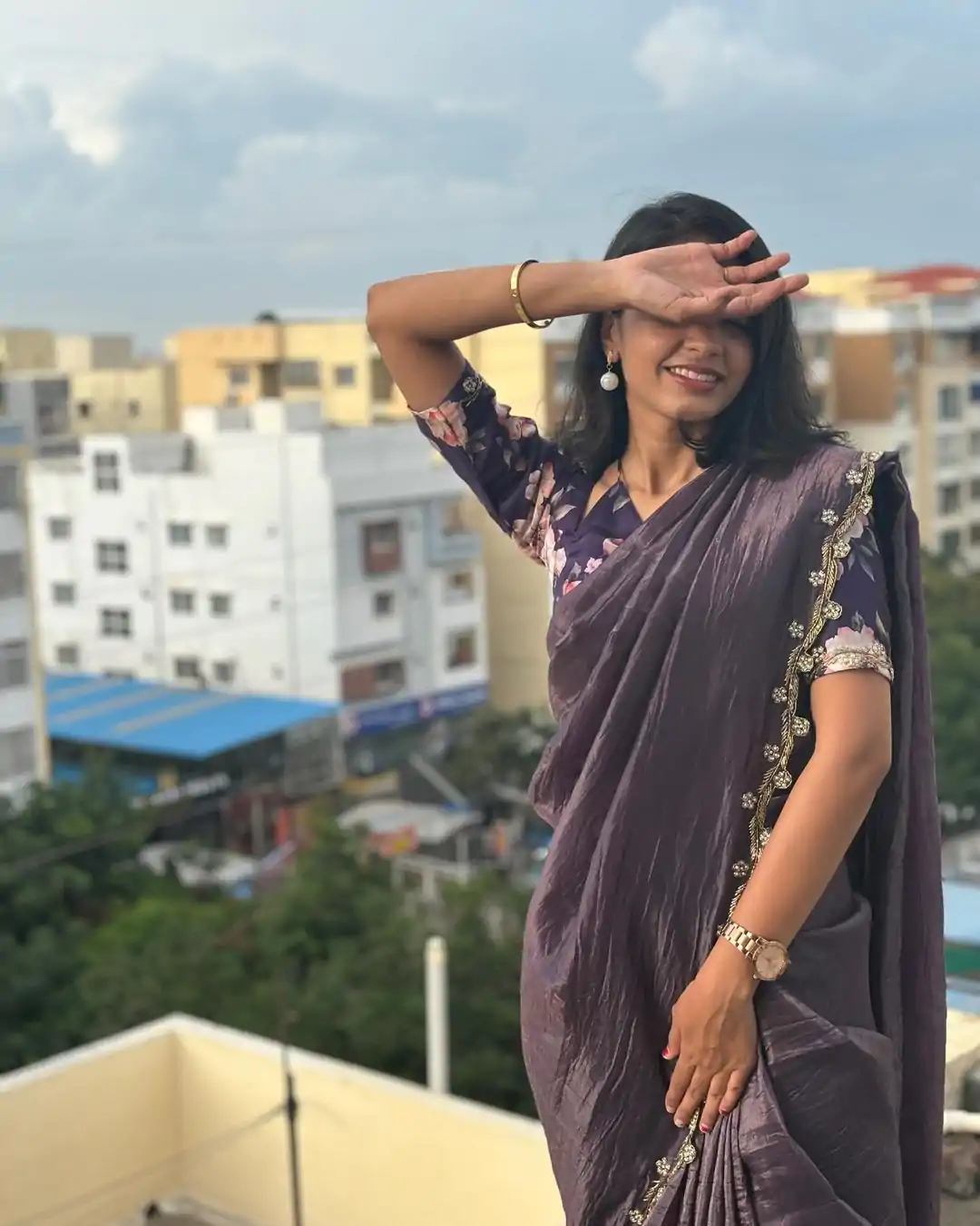 AC Gold Crush Purple Gold Crush with Lace Border & Lace Work Saree . Festive Deal ₹2599. Delivery 4-6 Working Days. Shop now. | Creative Sarees, Embroidered Sarees, Bollywood Sarees, Designer Sarees, Ethnic Saree, Modern Digital sarees, Party Wear Sarees, Sarees