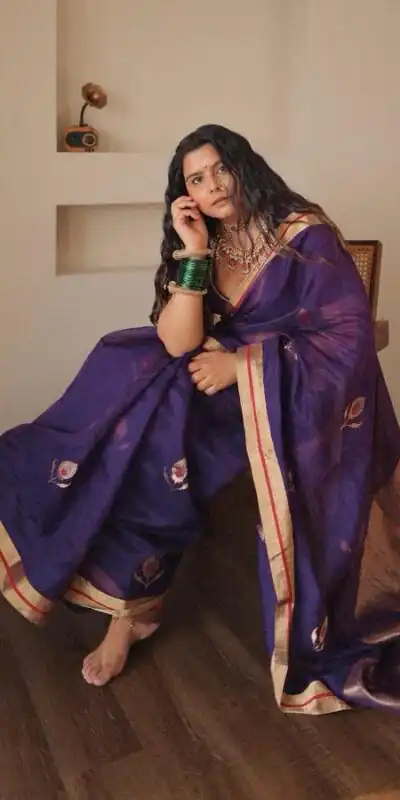 KP 5084 Purple Soft Lichi Silk Lace Work & Lace Border Saree in Exclusive Offer ₹1449. Delivery 4-6 Working Days. Shop now. | Embroidered Sarees, Bollywood Sarees, Creative Sarees, Designer Sarees, Ethnic Saree, Modern Digital sarees, Party Wear Sarees, Sarees