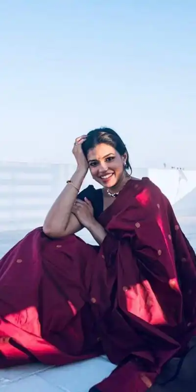 KP 5000 Red Soft Lichi Silk Saree with Designer Work. Wedding, Party, Festive, Events, Now at just ₹1249. Delivery 4-6 Working Days. Shop now. | Embroidered Sarees, Bollywood Sarees, Creative Sarees, Designer Sarees, Ethnic Saree, Modern Digital sarees, Party Wear Sarees, Sarees