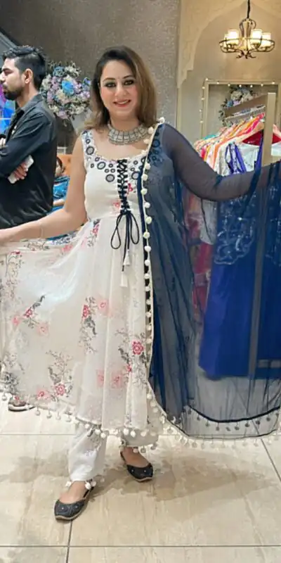 ZSR 3147 White Georgette Butti With Digital Print And Mirror Work Perfect for Wedding, Party, Engagement, Holi, Cultural Events 2099/- only | Bollywood Gowns, Creative Gowns, Designer Gowns, Embroidered Gowns, Gowns, Party Wear Gowns