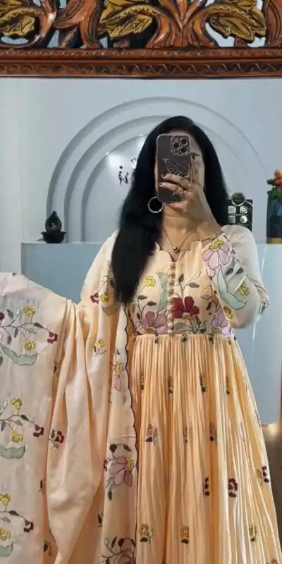 PC 528 Chiku Fox Georgette Gown Perfect for Wedding, Party, Baby Shower, Lohri, Pongal – . Available at ₹2049 only. Delivery 4-6 Working Days. Shop n | Casual Suits, Jump Suits, Creative suits, Designer Suits, Palazzo Suits, Party Wear Suits, Patiala Suits, Salwar suit, Straight Suits