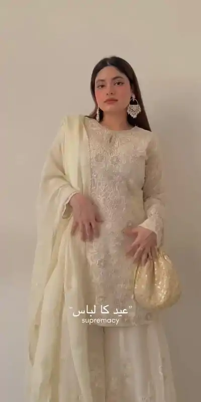 AD 196 Off White Faux Georgette Salwar Suit Perfect for Wedding, Party, Ganesh Chaturthi, Onam, Baisakhi . Exclusive Offer ₹2149. Delivery 4-6 Working Days | Casual Suits, Jump Suits, Creative suits, Designer Suits, Palazzo Suits, Party Wear Suits, Patiala Suits, Salwar suit, Straight Suits